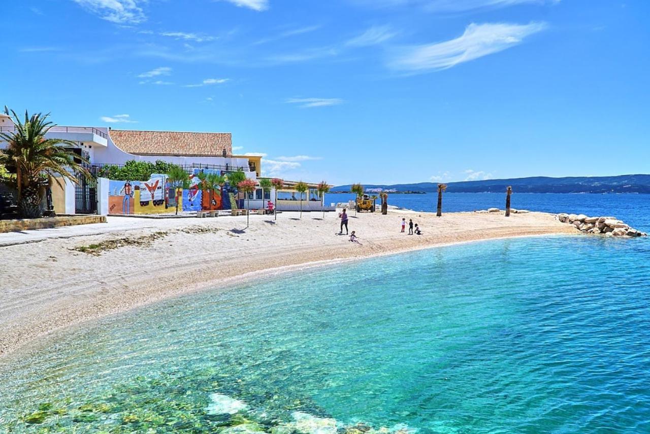 Seaside Apartment Kamelia Mimice Bagian luar foto