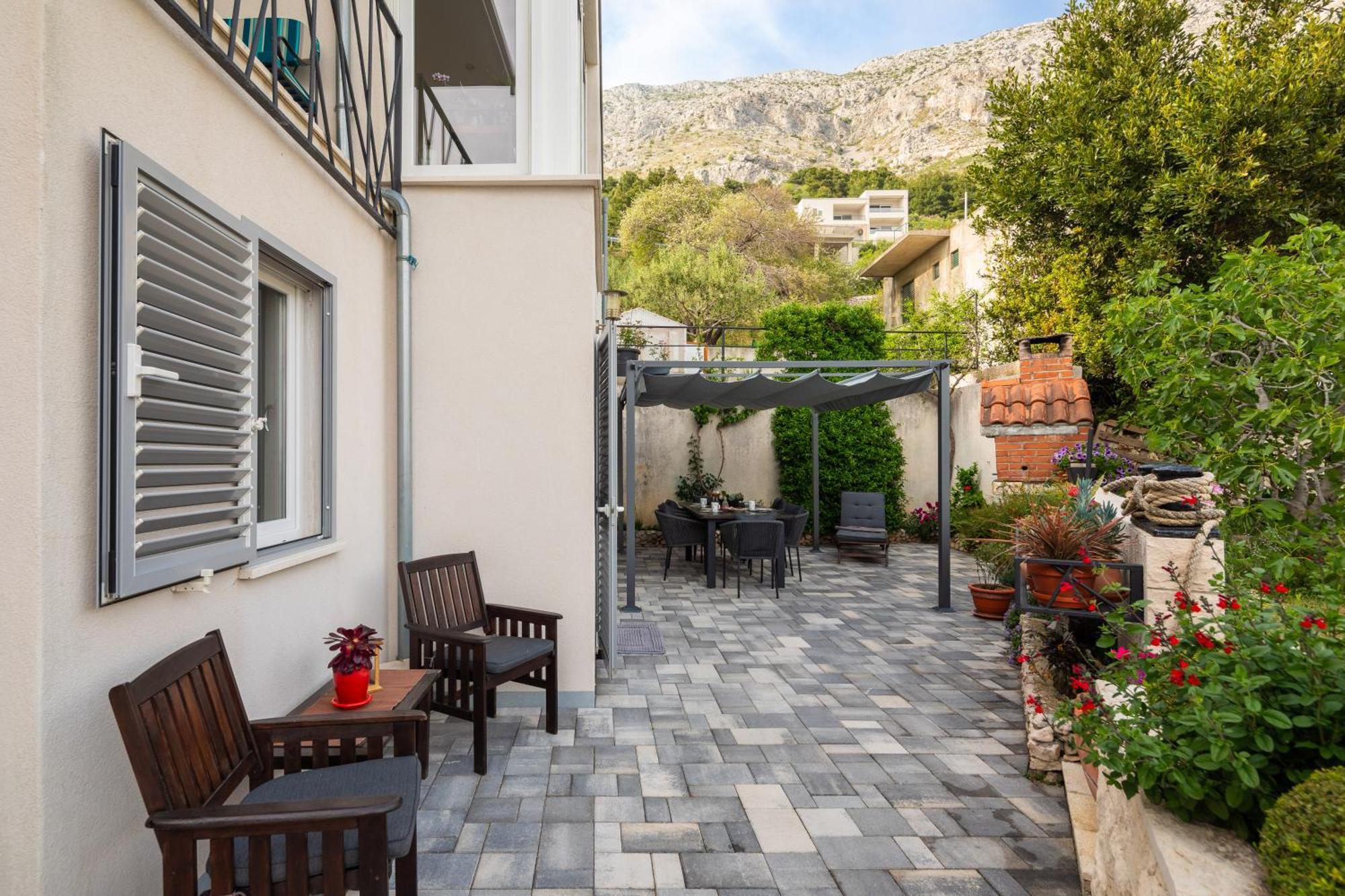 Seaside Apartment Kamelia Mimice Bagian luar foto